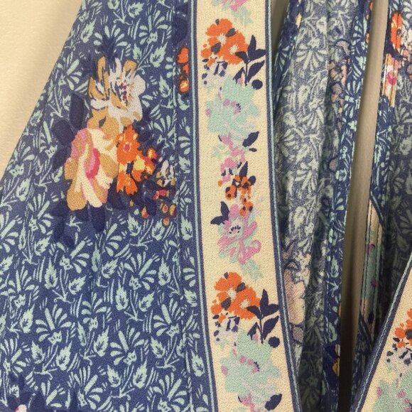 Free People Dream Darlin' Sleeveless Blue Floral Print Tank Top L Boho V-Neck - Picture 4 of 10